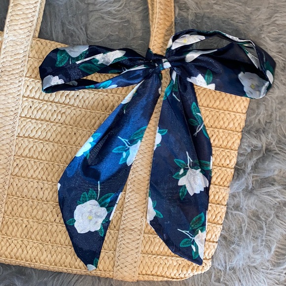 NWT Straw Bag with Floral Scarf, Draper James - Picture 2 of 5